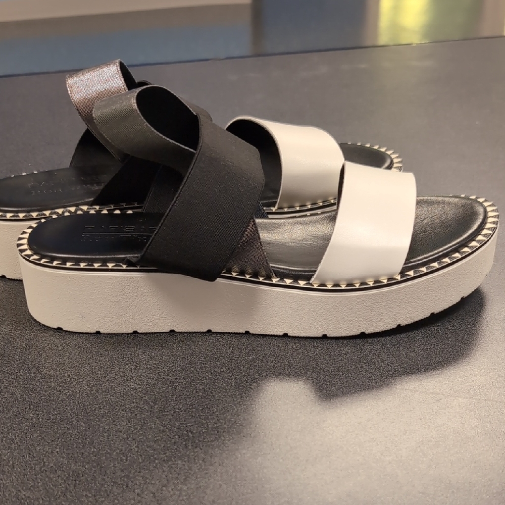 Elegant Black and White Women's Sandals